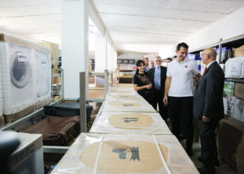 Kuvajti ndihma për familjet e prekura nga tërmeti, Veliaj: Veç ndërtimit të banesave, po plotësojmë nevojat për elektro-shtëpiake