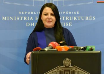 Tërmetet/ Balluku qetëson qytetarët: Vetëm dëmtime suvaje, dëmshpërblimi sapo të mbarojë verifikimi në 500 banesa