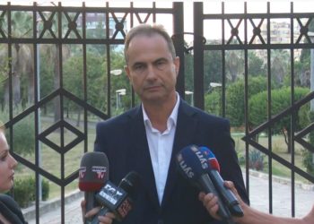 Boçi: Qeveria dhe bashkia kërkojnë të grabisin kopshtin botanik, ja ç’duhet të bëjnë akademikët