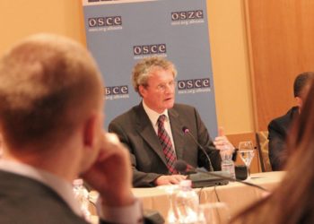 Tryeza e OSBE, Borchardt: Vendosni nëse doni të ndryshoni sistemin zgjedhor