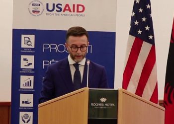 Braçe: Politikanët e paprekshëm dhe biznesmenët e fuqizuar prej tyre që kanë shkelur ligjin të dënohen