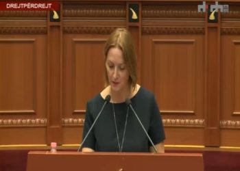 Denaj flet për planin e BERZH për tregtinë në Ballkan: Përmirëson shërbimet në pikat ndërkufitare e sistemit kompjuterik