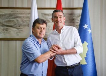 I biri i Adem Demaçit kandidon nën siglën e PDK