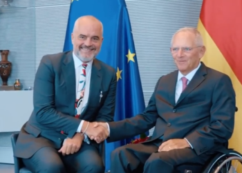 VIDEO/ Rama takon Schauble: Në Bundestag me kryeparlamentarin gjerman, një mik të nderuar