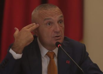 Meta çudit, pasi uron Maqedoninë por jo Shqipërinë: Nuk dëgjuan këshillat!!