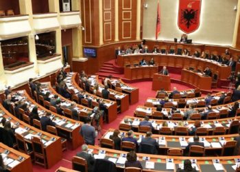 Projekt-Rezoluta e Kuvendit për çeljen e negociatave/ Çfarë kërkohet në draftin me 10 pika