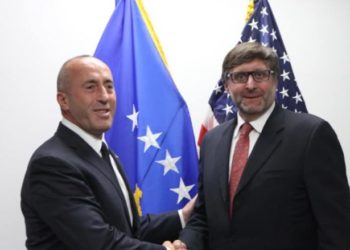Haradinaj takohet me Palmer: Kosova e gatshme për dialog, njohje reciproke brenda kufijve ekzistues