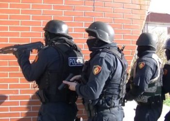 Goditet një grup i strukturuar kriminal, Prokuroria lëshon mbi 30 urdhër-arreste