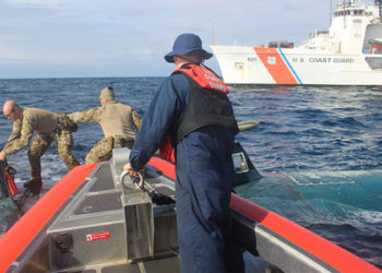 Kapen 6 tonë kokainë me vlerë 165 mln dollarë, ishin fshehur në një nëndetëse