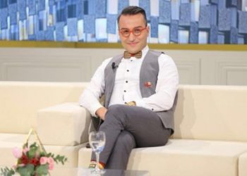 “Jam super pjeshkë”, mesazhi i biznesmenit homoseksual për kritikët