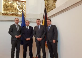 Bushati: Sulmuan Ballën se loboi në Gjermani, ku PD nuk ftohet më as nga CDU e as nga forca të tjera se është e pabesueshme