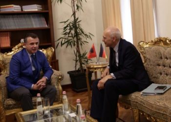 Balla takohet me ambasadorin e ri të Gjermanisë: Kemi mbështetje për integrimin në BE