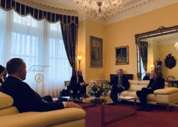 Thaçi i kërkon Vatikanit njohjen e Kosovës: Të kurorëzonte angazhimin e saj për paqen e stabilitetin në Ballkan