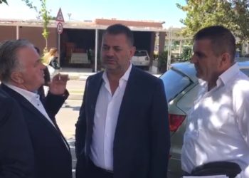 Doshi e Sterkaj i ankohen Ramës për deputetët, kryeministri: Kur unë ulem me Berishën e Metën, po ju pse s’uleni?