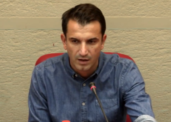 Veliaj mbledh shtabin e emergjencave: Do fillojë shpërndarja e ndihmave, kontakt me familjet e prekura