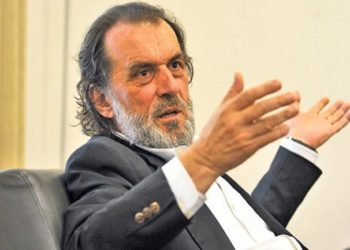 “Serbia të njohë Kosovën, është më mirë për të”, deklarata e fortë e Vuk Drashkoviç