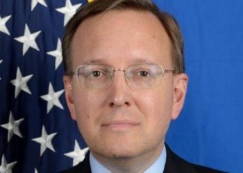 Kriza politike/ Zyrtari i DASH nuk takon Ilir Metën