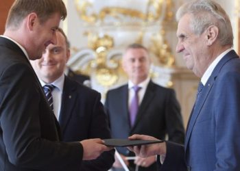 Kryediplomati çek kundër presidentit: Praga s’ka arsye për ta anuluar njohjen e Kosovës