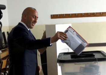 “Proces i rëndësishëm, ata që votojnë vendosin për fatin e tyre”, mesazhi i Haradinajt