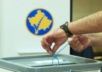 Kosovë, pranga 4 personave për fotografimin e votës