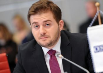 Negociatat/ “Mesazh i drejtë dhe inkurajues, zgjuarsi strategjike”, komenti i Cakajt pas “PO-së” së drejtuesve të lartë të BE-së