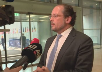 Ministri austriak flet pas takimit: Shqipërinë nuk e ndajmë nga Maqedonia e Veriut