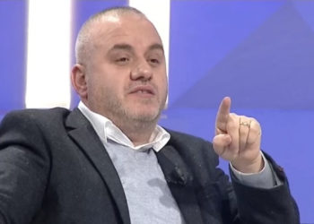 Kërcënimi i Rudina Hajdarit, Artan Hoxha: Nuk është çudi që deputetët mbajnë pistoleta