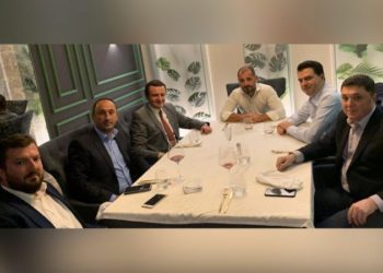 Tre orë për drekë… Çfarë diskutuan Albin Kurti dhe Lulzim Basha?