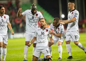 VIDEO/ Spektakël i Shqipërisë, kuqezinjtë shpartallojnë Moldavinë 4-0