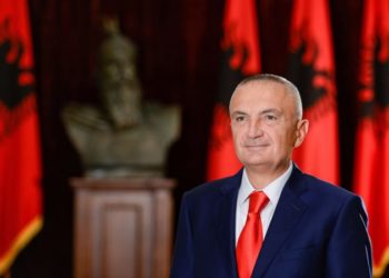 Me studentët, presidenti Meta shpalos idenë: Presidentin dhe qeverinë t’i zgjedhë populli
