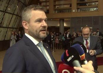 ‘Pasoja serioze nëse nuk hapen negociatat për Shqipërinë dhe Maqedoninë e Veriut’
