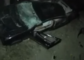 Aksidenti tragjik në Lushnjë, dëshmitari: Si i nxorrëm tre djemtë nga makina e bërë copë