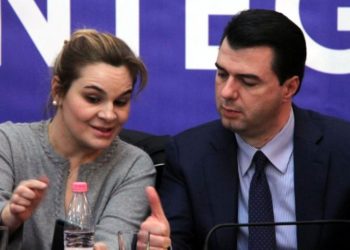 Humori i prishur i opozitës me negociatat