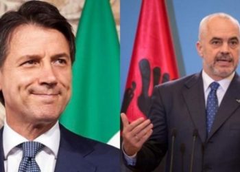 Rama pret kryeministrin italian në Pallatin e Brigadave