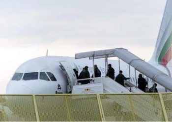 U refuzohet azili në Francë/ Kthehen vullnetarisht 120 shtetas shqiptarë, Dema: Deportimi shoqërohet me masa shtesë