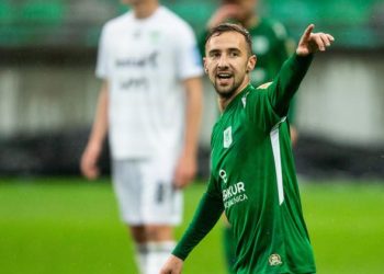 Forma e shkëlqyer/ Çekiçi zbulon ofertat: Më kërkojnë në Spanjë dhe Poloni, në janar…