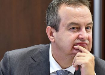 Ministri i Jashtëm serb nuk heq dorë nga tërheqja e njohjeve për Kosovën