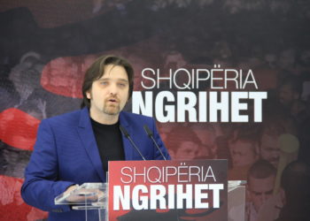 Humbi fansa kur u fut në politikë, Jul Deda: Po të isha në PS do isha aktor i mirë?