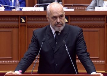 LIVE/ Rama: Opozita braktisi Parlamentin, dogji mandatet dhe bojkotoi zgjedhjet me qëllim minimin e negociatave