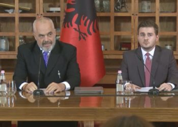 LIVE/ Rama dhe Cakaj në një dalje për mediat pas shtyrjes së negociatave