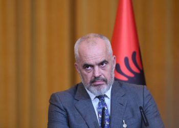 Negociatat, pas takimit me ambasadorin gjerman, Rama udhëton drejt Brukselit