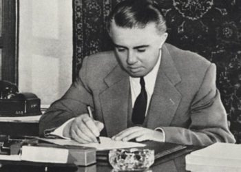 Ministri grek 9 muaj në burgjet e Shqipërisë dhe një ngjarje sekret mes Enver Hoxhës dhe Andrea Papandreut