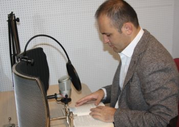 Për sytë… që mund të lexojnë përmes zërit