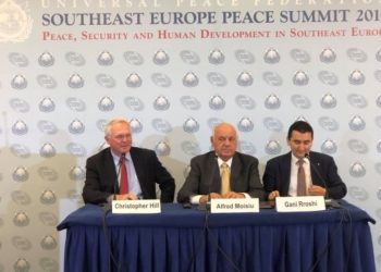 “Lini pas zemëratën për negociatat”, diplomati amerikan tregon ‘skenarët’ për të larguar Rusinë nga Ballkani