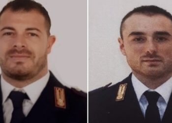 FOTO/ Askush se dinte se dy hajdutë mund të ishin vrasës, minuta terrori brenda komisariatit ku mbetën të vrarë 2 policët