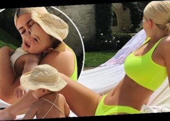Kylie Jenner poston FOTO me Stormin por sytë të shkojnë në vend tjetër