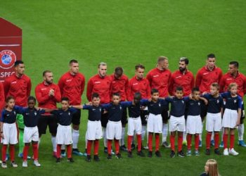 Skandali i himnit në ndeshjen Francë-Shqipëri, UEFA dënon federatën franceze me 20 mijë Euro