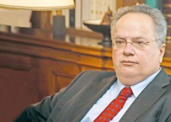 Kotzias kritikon Macron: Përgjegjës për çdo zhvillim të pakëndshëm në rajon
