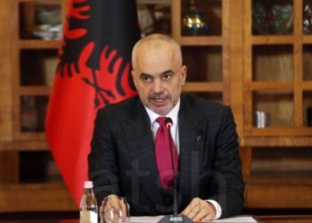 “Bashkëqeverisja, për ata që kanë ngecur në labirintet e administratës”