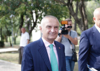 Meta i përgjigjet “Venecias”: Mbrojta Kushtetutën, duhet bashkëpunim dhe dialog për zgjidhjen e krizës